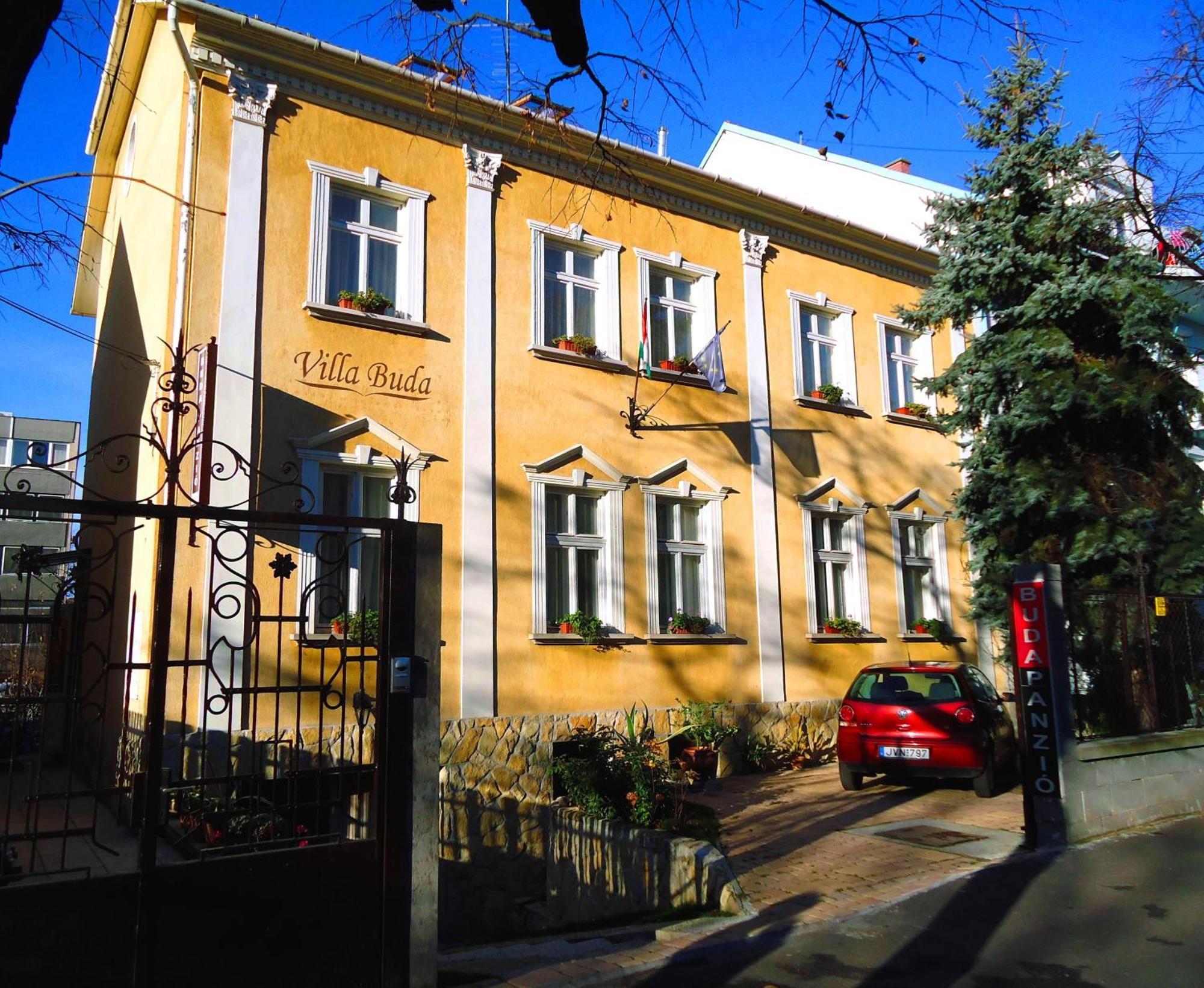 Buda Panzio Gyor Exterior photo
